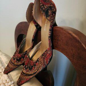 Highlights Vintage Velveteen Paisley Fabric Shoes